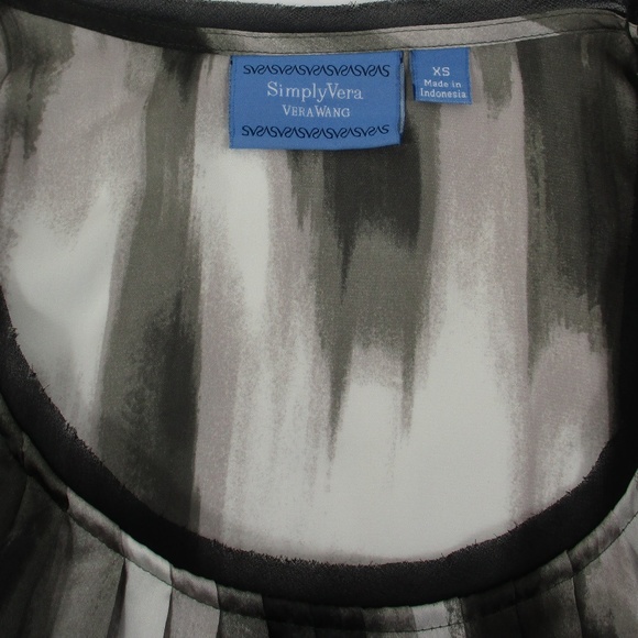 Simply Vera S/S Multicolor Abstract Pleated Top XS - Picture 3 of 3